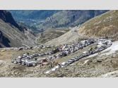 Rohtang : Hours-Long Traffic Jam at Rohtang Pass Triggers Weekend Chaos : रोहतांग टॉप पर कई घंटे का जाम, वीकेंड पर फिर त्राहिमाम