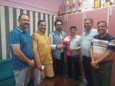 HPUJ : NUJI : पत्रकारों के लिए रेलवे यात्रा पास की सुविधा बहाल करने की मांग, सांसद अनुराग ठाकुर को सौंपा ज्ञापन