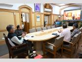 Himachal: मुख्यमंत्री ने ममलीग में ग्रीन पंचायत योजना के तहत सौर ऊर्जा परियोजना का किया उद्घाटन, बोले -सरकार शहरों की तर्ज पर गांवों में भी देना चाहती सुविधाएं