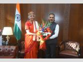 Himachal CM Meets Union Minister Nirmla Sitharaman : राजस्व घाटा अनुदान बंद, हिमाचल पर ₹8 हजार करोड़ का सालाना दबाव; सीएम सुक्खू ने दिल्ली में मांगी बड़ी वित्तीय राहत, केंद्रीय वित्त मंत्री निर्मला सीतारमण से मिले
