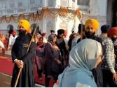 गुरु रामदास जी के प्रकाश पर्व पर लाखों श्रद्धालु नतमस्तक