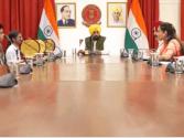 पंजाब टॉपर्स व उनके पेरेंट्स से मिले CM मान