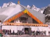 गुरुद्वारा श्री हेमकुंड साहिब के कपाट खुले, पांच क्विंटल फूलों से सजाए गए गुरुद्वारा साहिब