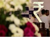 अमेरिकी डॉलर के मुकाबले रुपया रिकॉर्ड निचले स्तर 97 के करीब पहुंचा