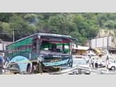 Himachal News: Bus Accident : कुल्लू में HRTC बस हादसे का शिकार, हाथीथान चौक पर डिवाइडर से टकराई; बड़ा हादसा टला